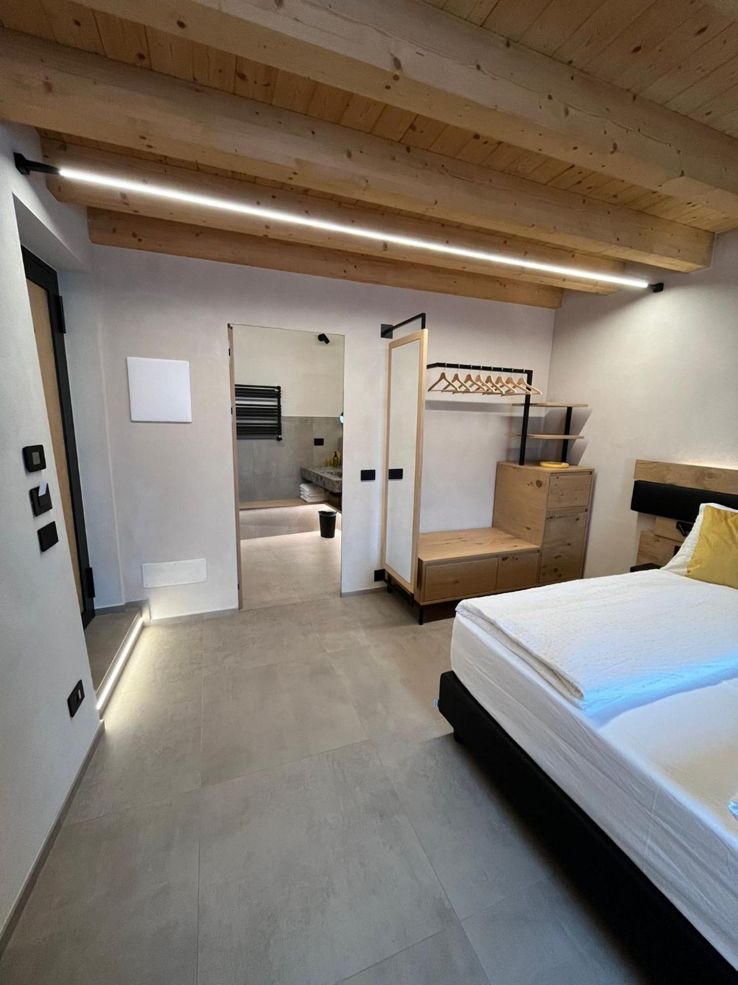 Stella D'Oro - Hotel & Apartments Tremosine Extérieur photo